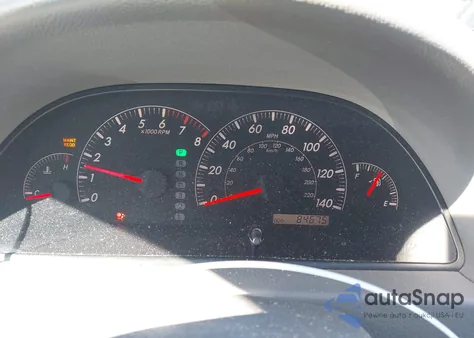 2005 Toyota Camry Le z USA, uszkodzony, nr VIN 4T1BE30K45U410017